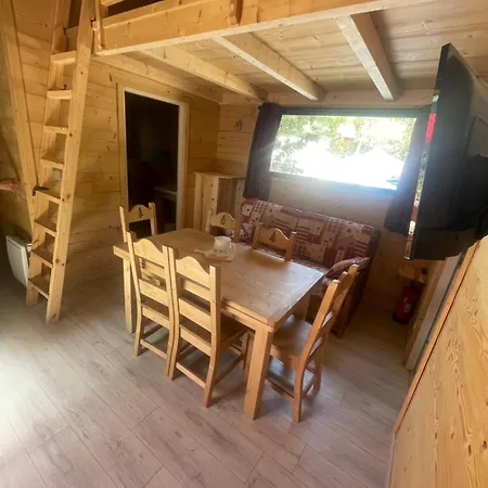 L'enclave Mobil-home Campsite Estavar